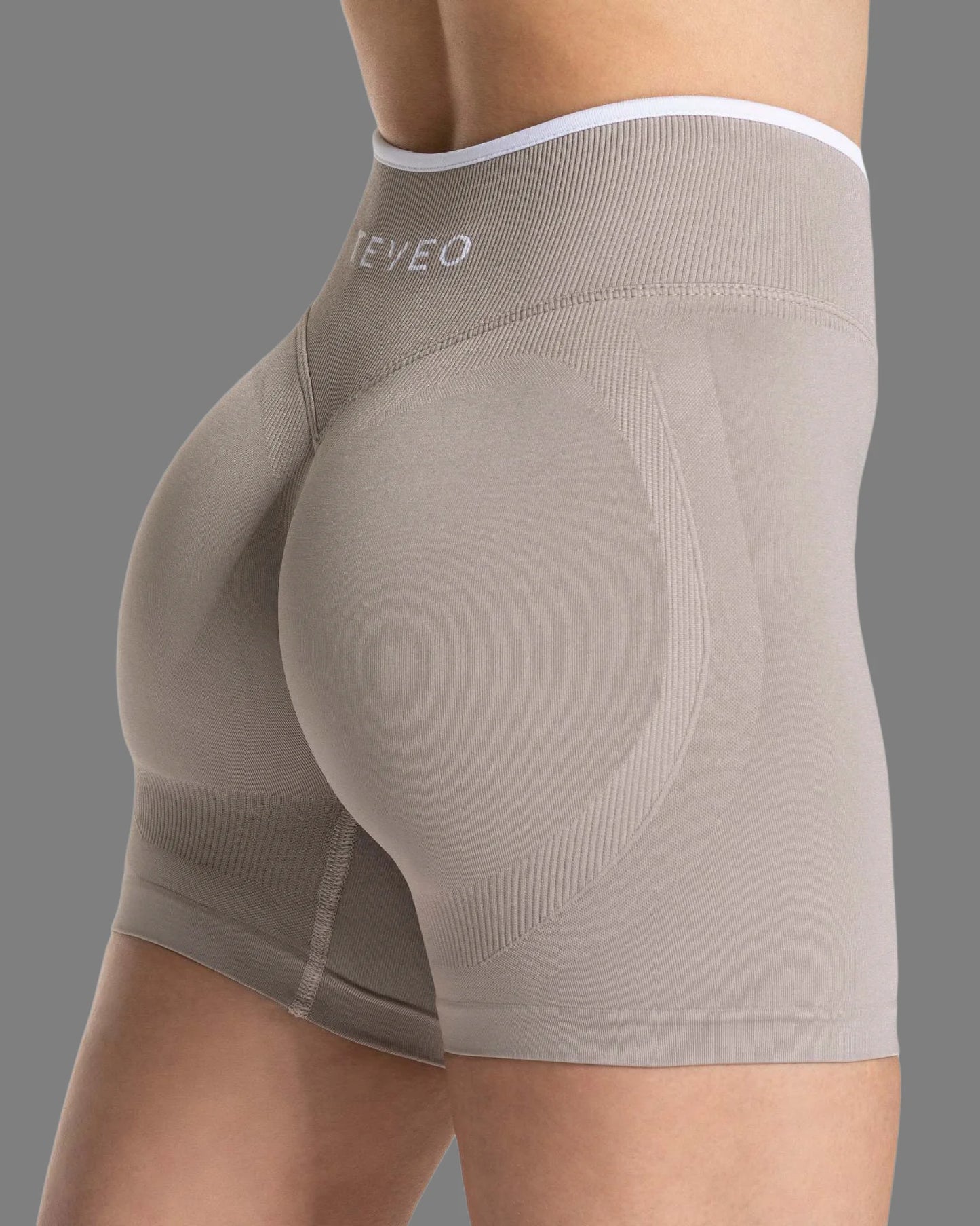 TEVEO Women's Color Block Yoga Shorts - Butt-lifting, Breathable, High-elasticity, Gym Workout & Running Shorts