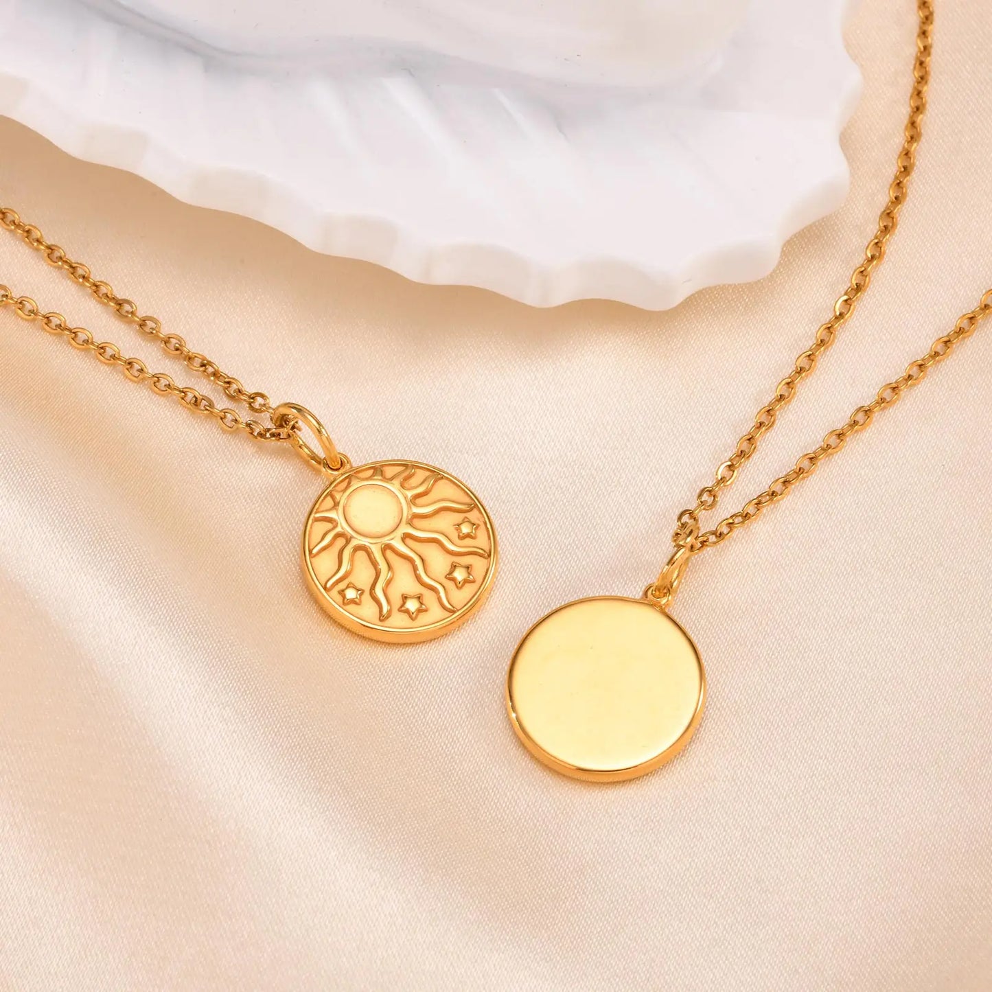 Stainless Steel Spiral Sun Flower Pendant Necklace for Women 18K Gold Plated Stackable Boho Necklace Waterproof Fashion Jewelry