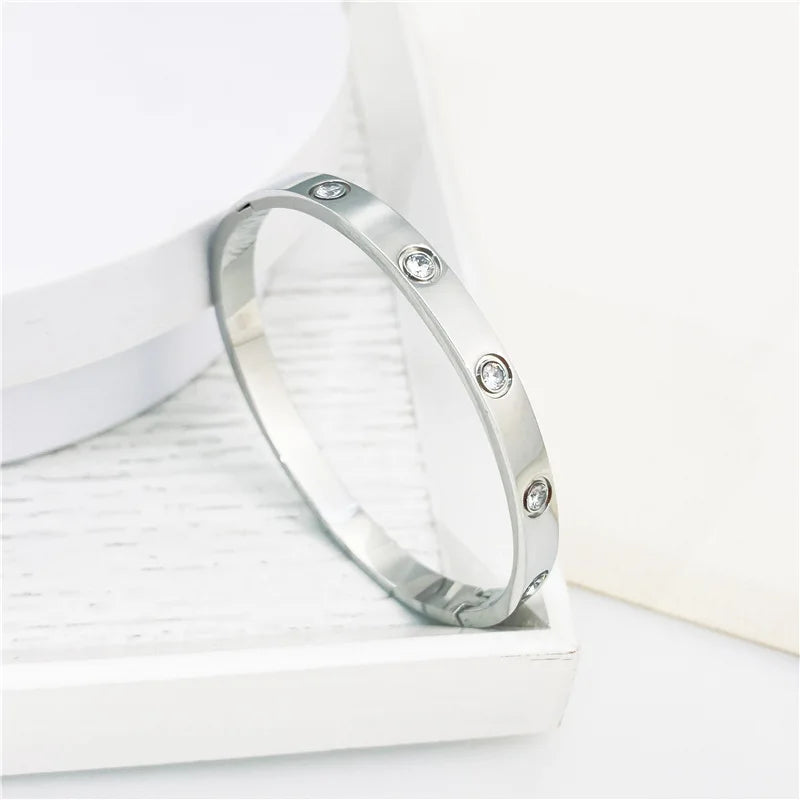 2023 New Design Gold Color Zircon And Cross Nut Nail Bracelet Gold & Bangle For Woman Stainless Steel Screw Brand Jewelry
