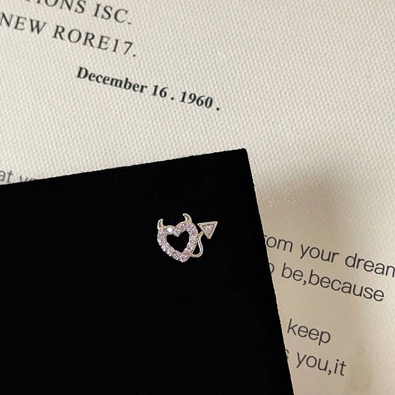 1 PCS Korean Style Cute Pink Zircon Crystal Ear Bone Nail 316L Stainless Steel Kpop Earrings for Women Cartilage Jewelry Gift