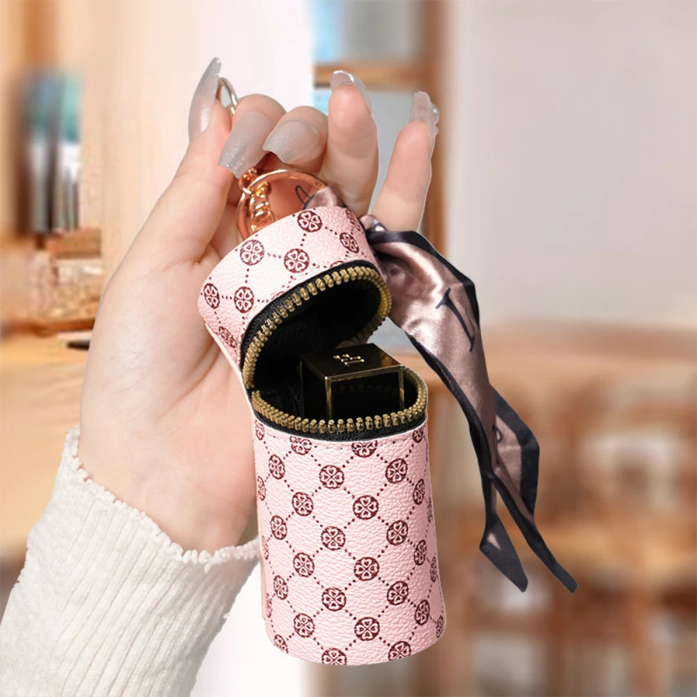 High-end luxury coin purse pendants, earphone cases, lipstick mini keychain bags, retro bucket mouth red envelopes, and simple p