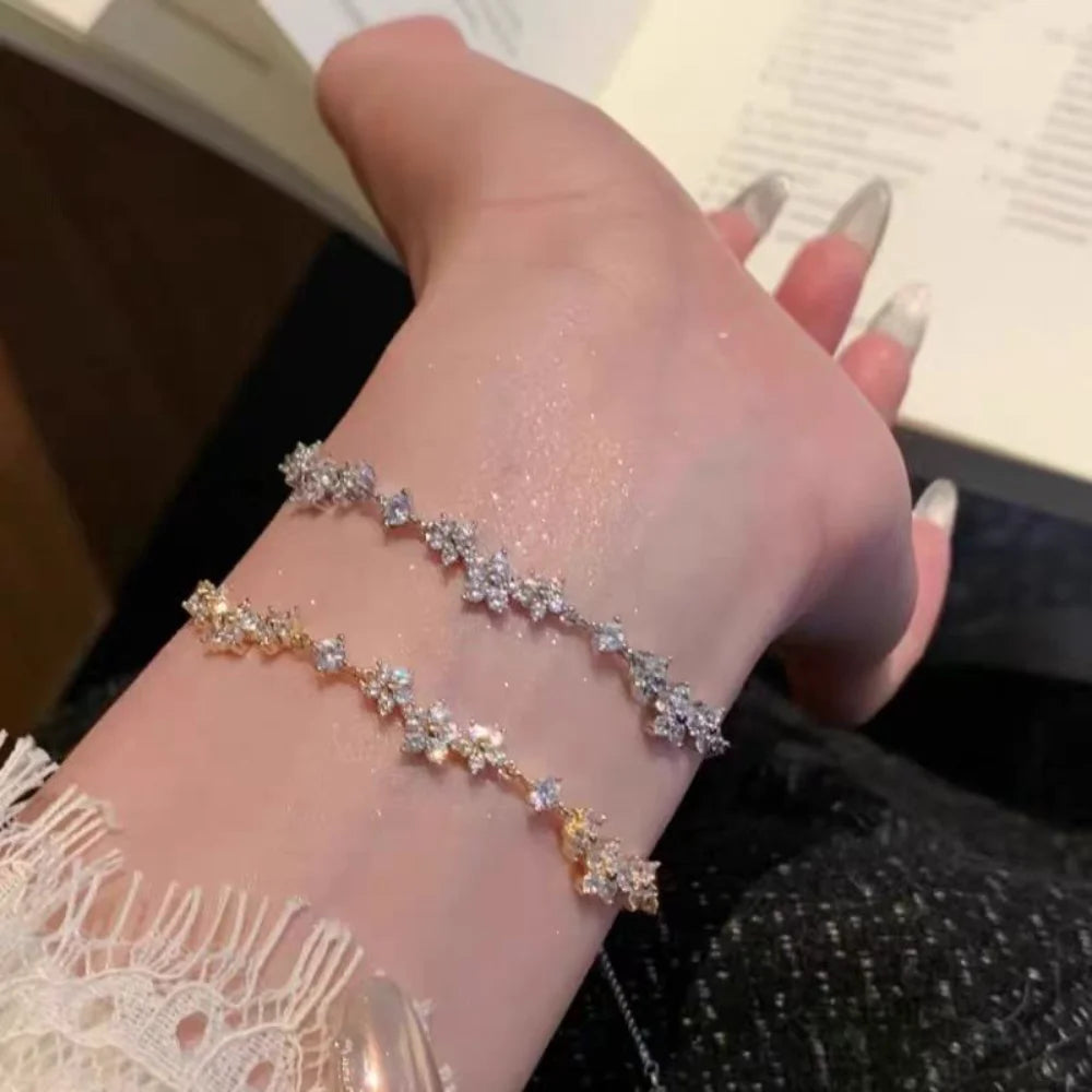 Zinc Alloy Bracelet Sparkling Zircon Flower Bracelet Handmade Bracelet Alloy For Daily Wear Fashion Accessory Party