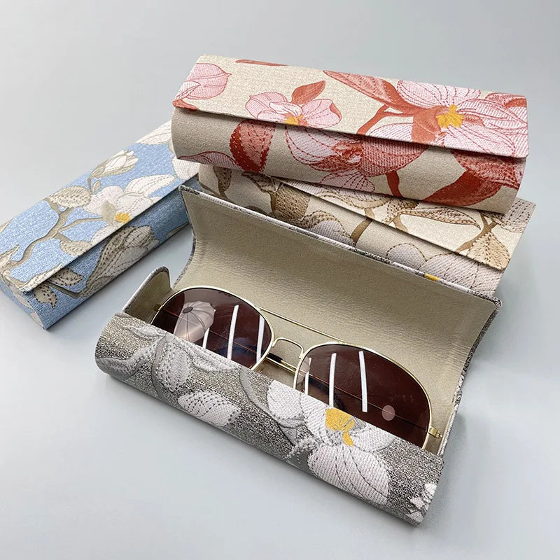 Chinese Style Flower Print Eyewear Case with Magnetic Suction Women Myopia Sunglasses Storage Box Retro Fashion Glasses Case