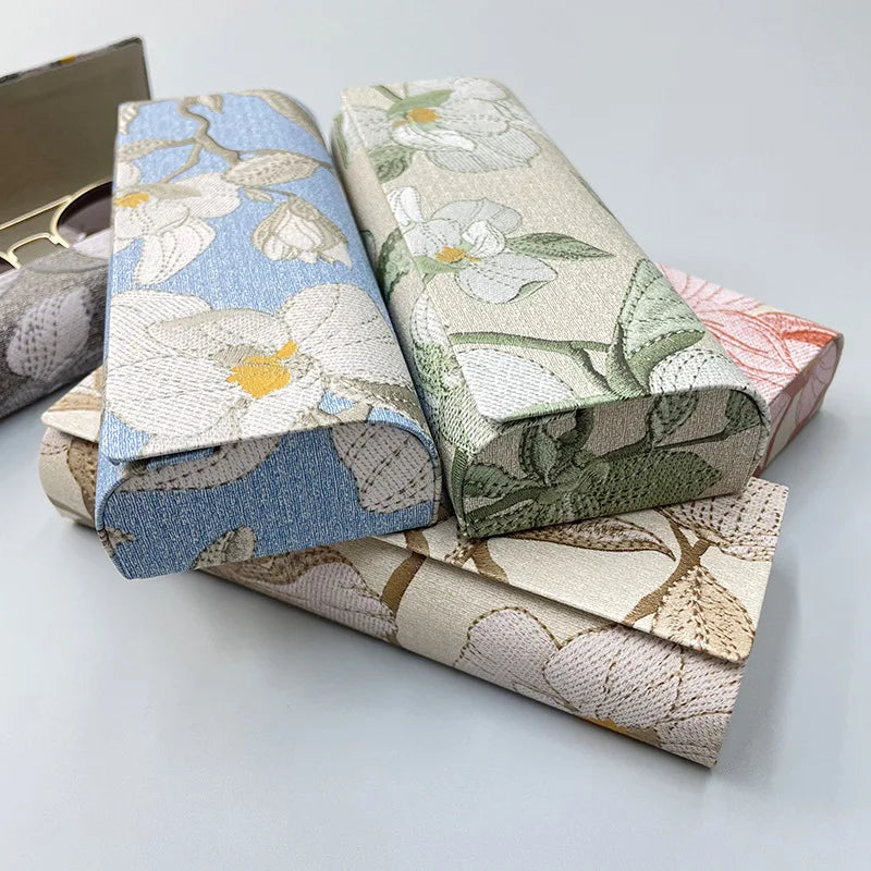 Chinese Style Flower Print Eyewear Case with Magnetic Suction Women Myopia Sunglasses Storage Box Retro Fashion Glasses Case