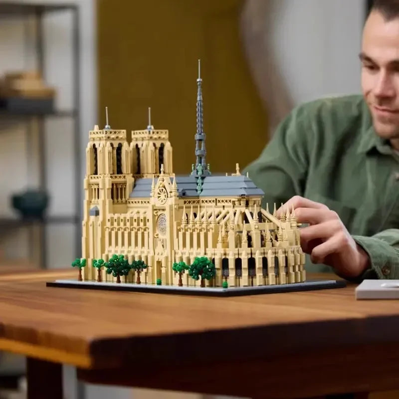 4383pcs 21061 Notre-Dame de Paris Architectural Model Kit Collectible Building blocks Set for Adults Gift Idea Lovers of History