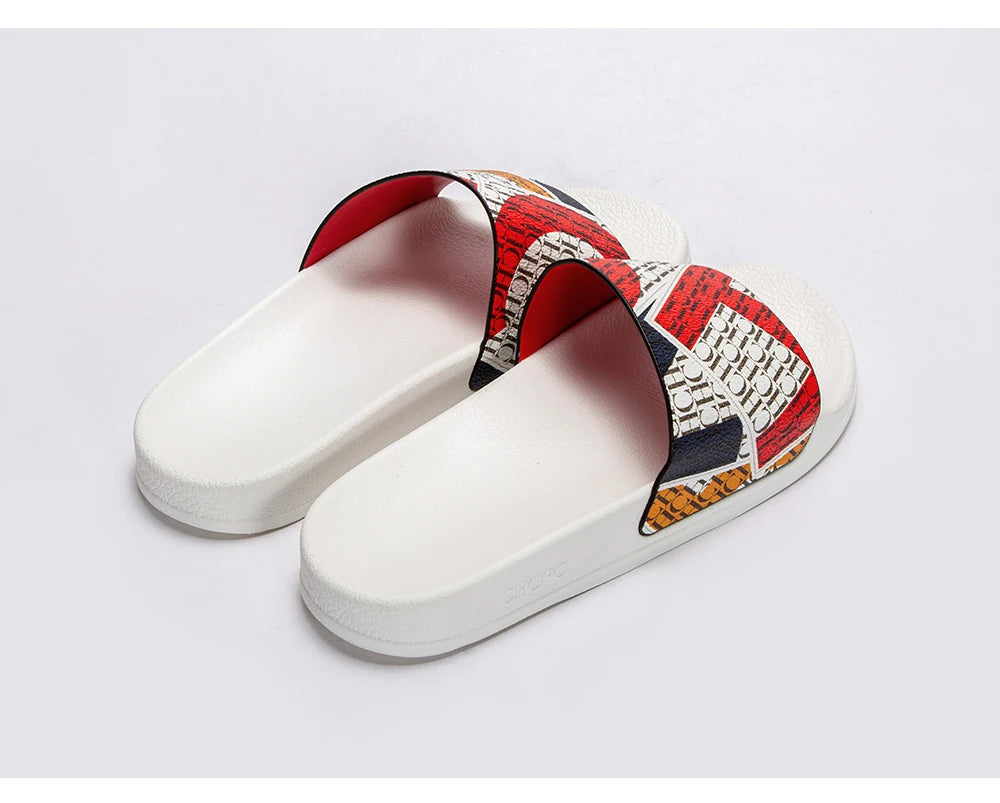 Fashionable Classic Simplicity Women's New 2024 Slippers PVC Material Letter Printing Outdoor Casual Flat Bottom Slippers