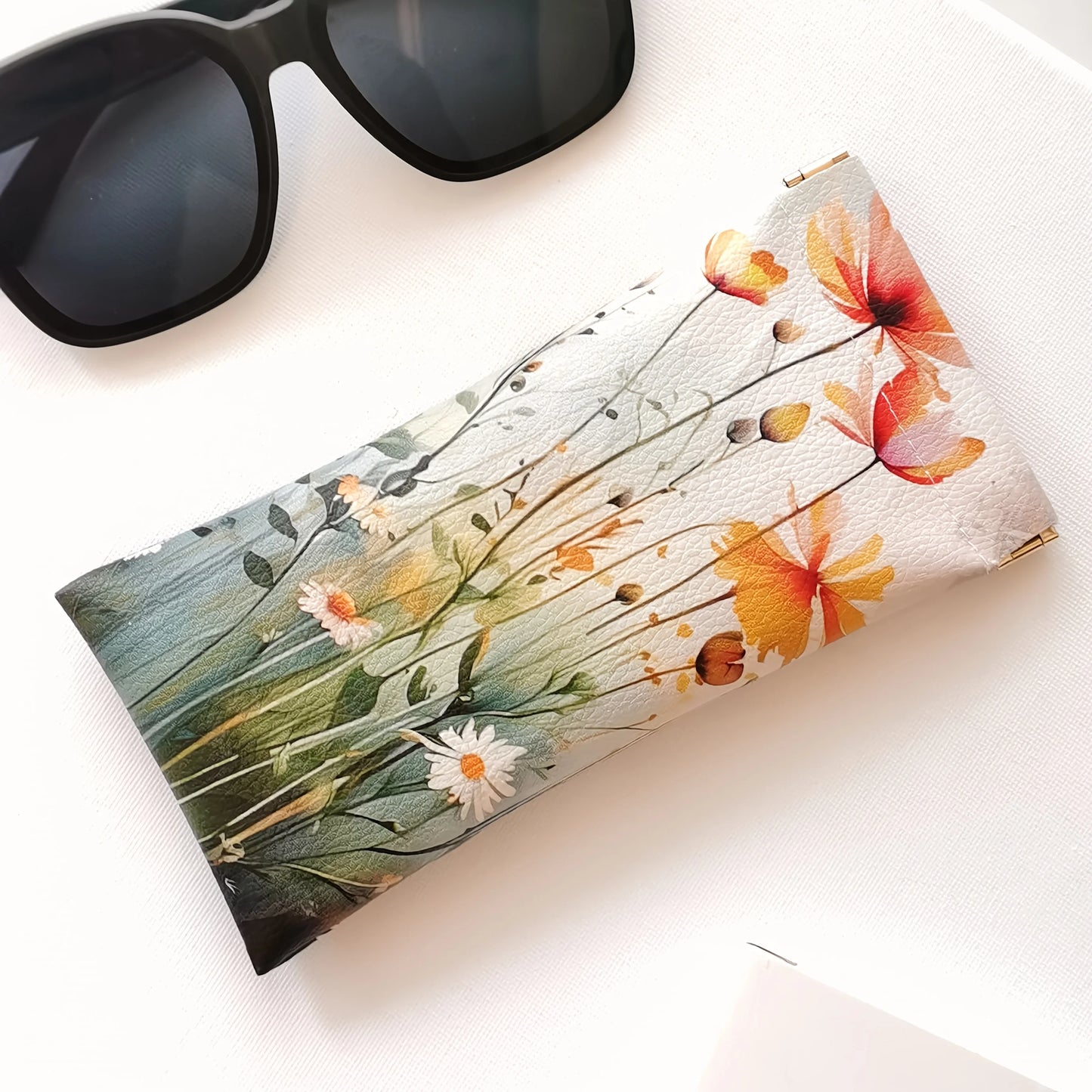 Elegant Glasses Organizer Box, Large Capacity Hard Shell Eyewear Case with Flower Print, Travel-Friendly Accessory