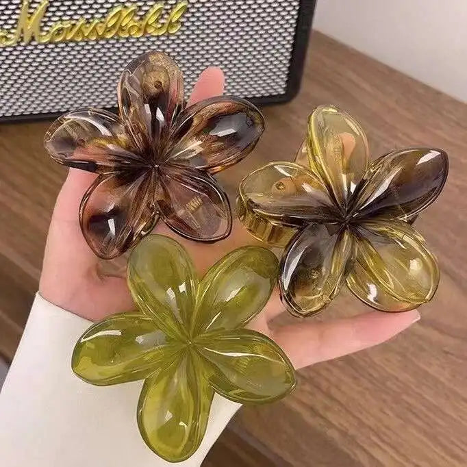 Korean Hawaiian Gradient Flower Hair Claw Clip For Women Girl Fashion Plastic Non Slip Hold Hairpin Barrette Hair Accessories