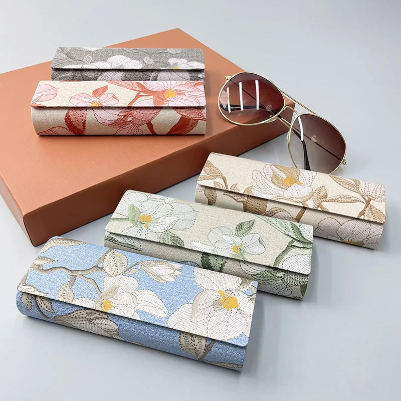 Chinese Style Flower Print Eyewear Case with Magnetic Suction Women Myopia Sunglasses Storage Box Retro Fashion Glasses Case