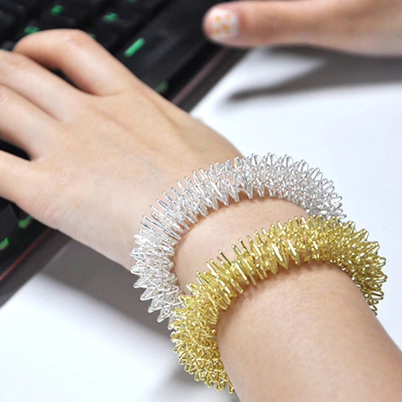 10/5PCS Spiky Sensory Hand Wrist Massage Ring Relaxing Tool for Acupressure Therapy Stress Reducer for Adults Kids Teens