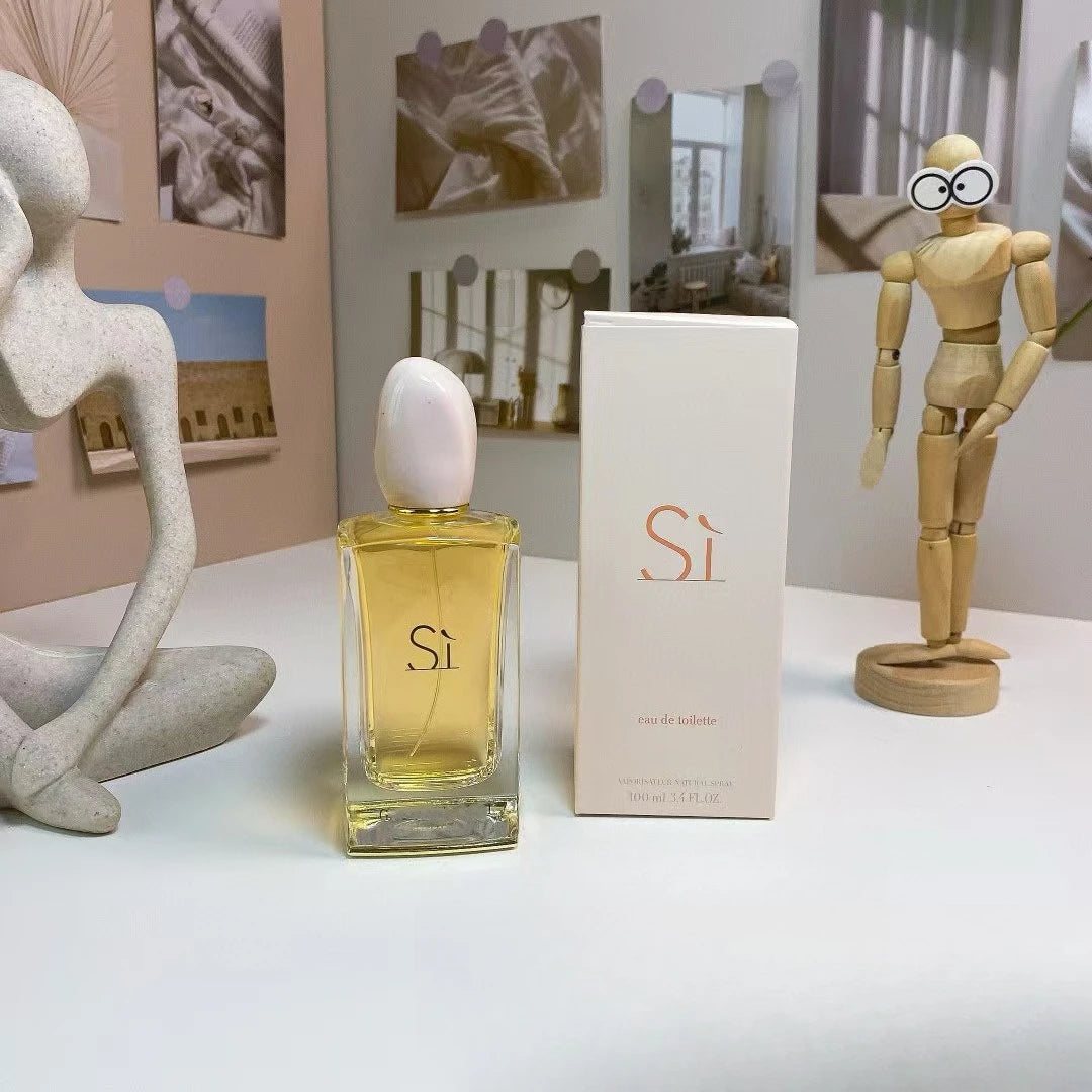 Luxury Eau de Parfum for Women, Elegant Floral Bouquet Scent, Long-Lasting Date Night Perfume