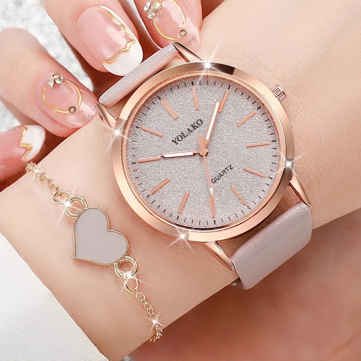 2PCS/Set Fashion Women Quartz Watch Casual Leather Strap Ladies Wrist Watches Heart Bracelet Set Reloj Mujer (Without Box)