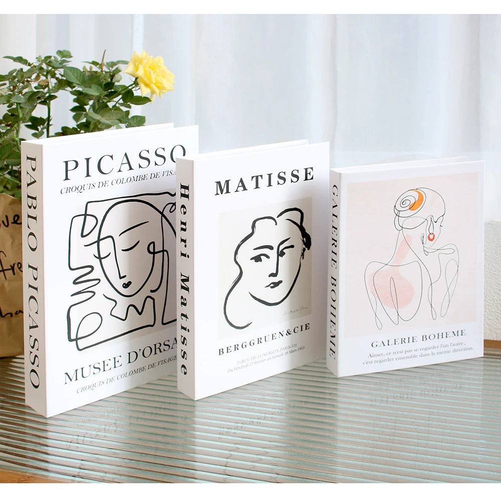 3Pcs/Set Luxury Decoration Fake Books Rich in layers Set of fake books Home Decor Ornaments cosmetic room Coffee Table Book
