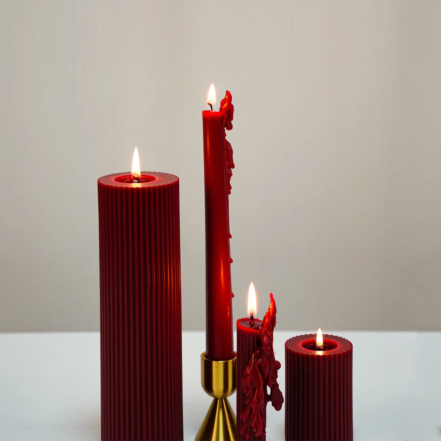 Ribbed Pillar Candles Handmade Soy Wax Modern Candles Aesthetic Retro Textured Pillars for Housewarming Gift Table Decor
