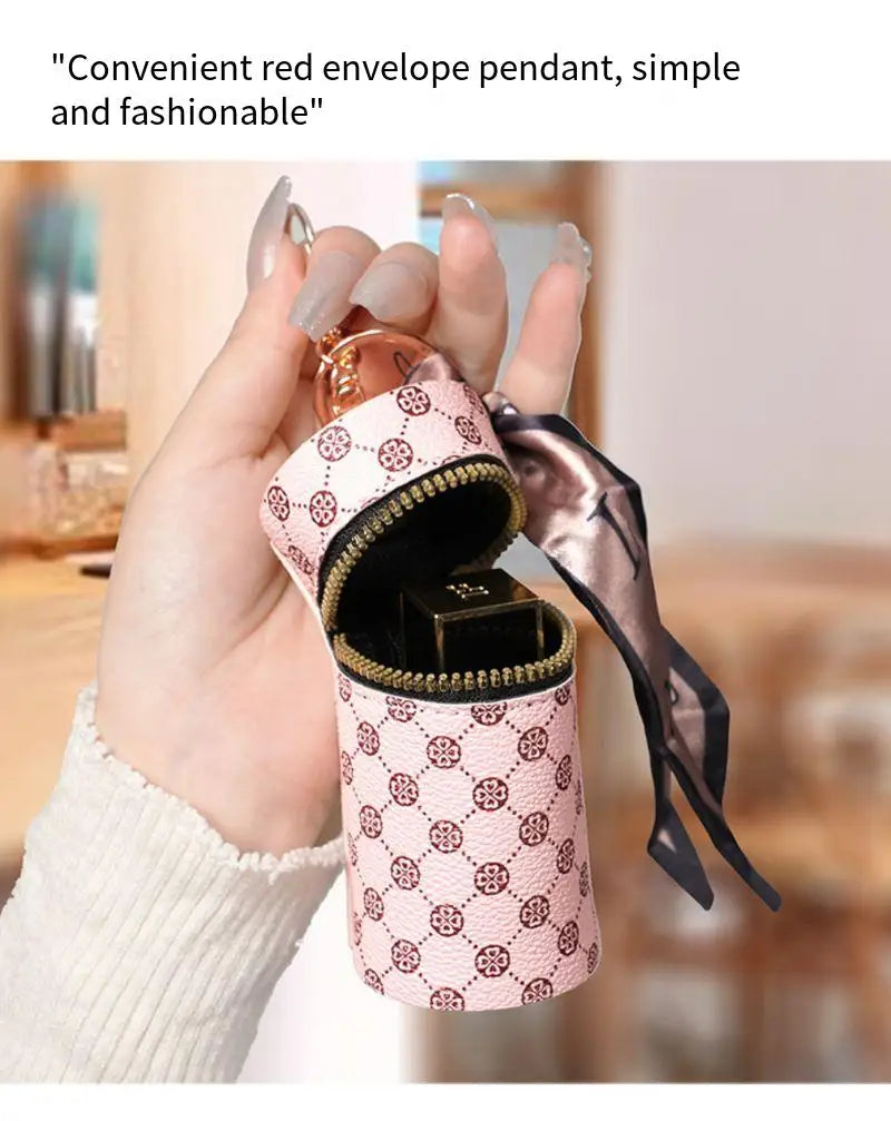 High-end luxury coin purse pendants, earphone cases, lipstick mini keychain bags, retro bucket mouth red envelopes, and simple p
