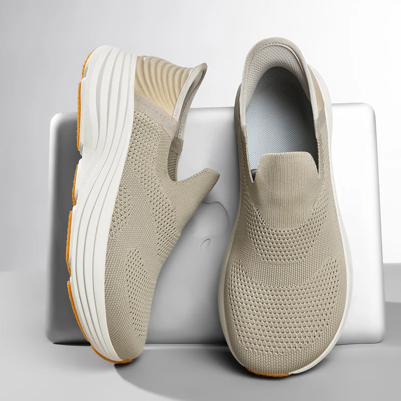Widened head men's sports shoes breathable mesh non-slip running shoes outdoor summer jogging training hiking casual shoes 39-46