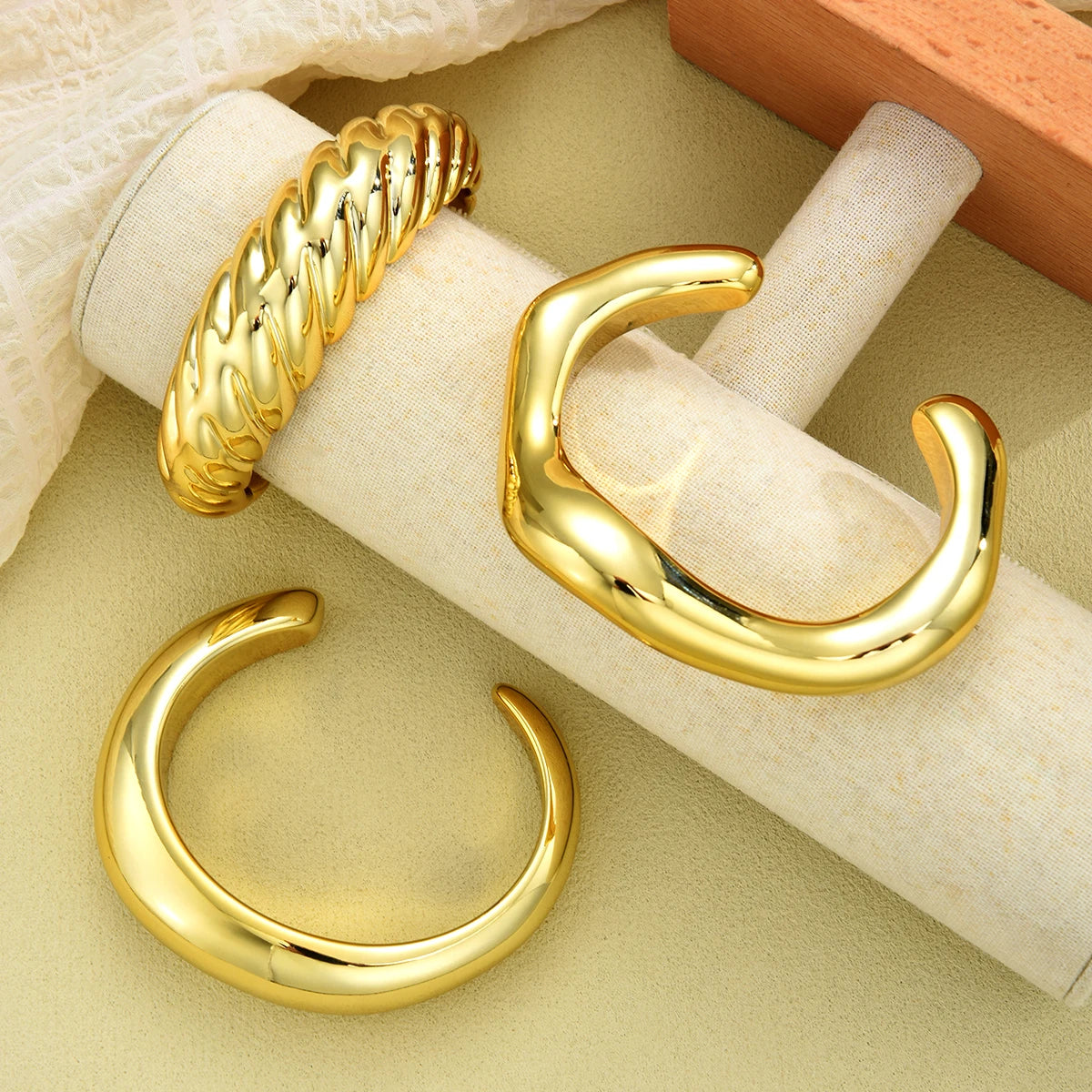 3 Styles Creative Smooth Water Drop Bangles Punk Irregular Chunky Gold Color Thick Cuff Bracelet Women Men Hand Jewelry Gift New