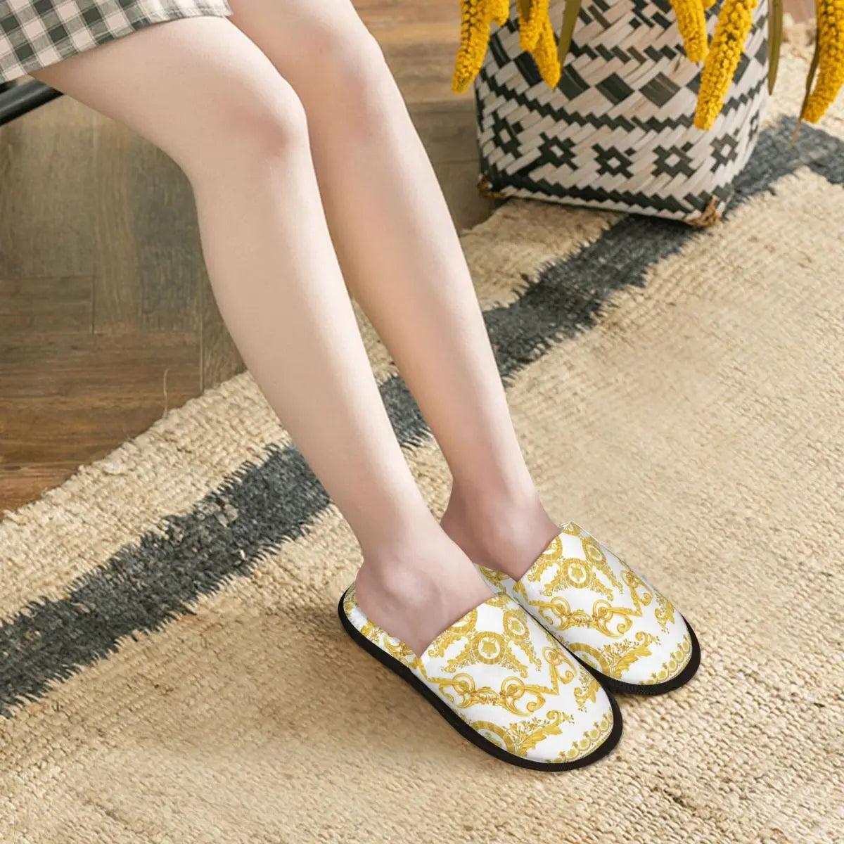 Custom Vintage Baroque Prints Greek Ornament Golden Meander Meandros Soft Scuff Memory Foam Slippers Women Hotel House Shoes