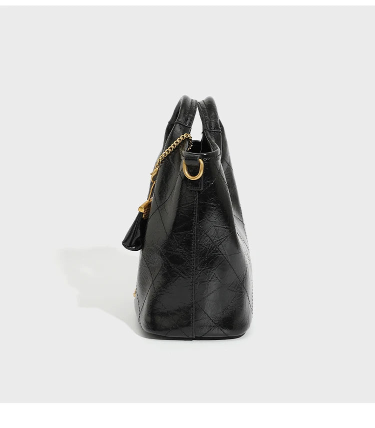Premium handbag with diamond grid embroidery thread, large capacity vegetable basket bag, chain bar crossbody bag