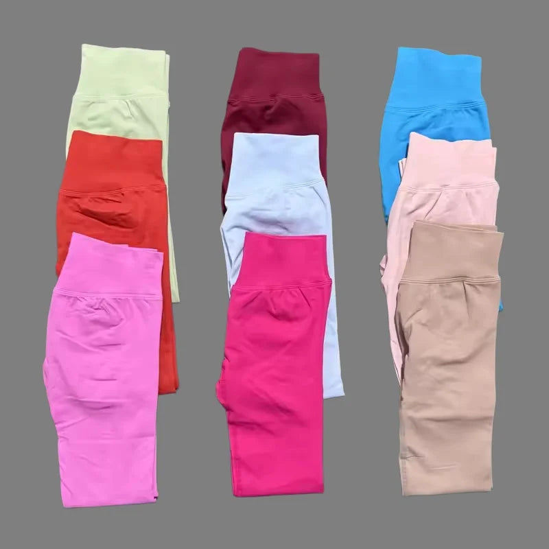TEVEO Women's Mid-Waist Yoga Leggings with Peach-Butt Design, Feel-Like and Tight Fit, Suitable for Gym Workouts and Exercise.