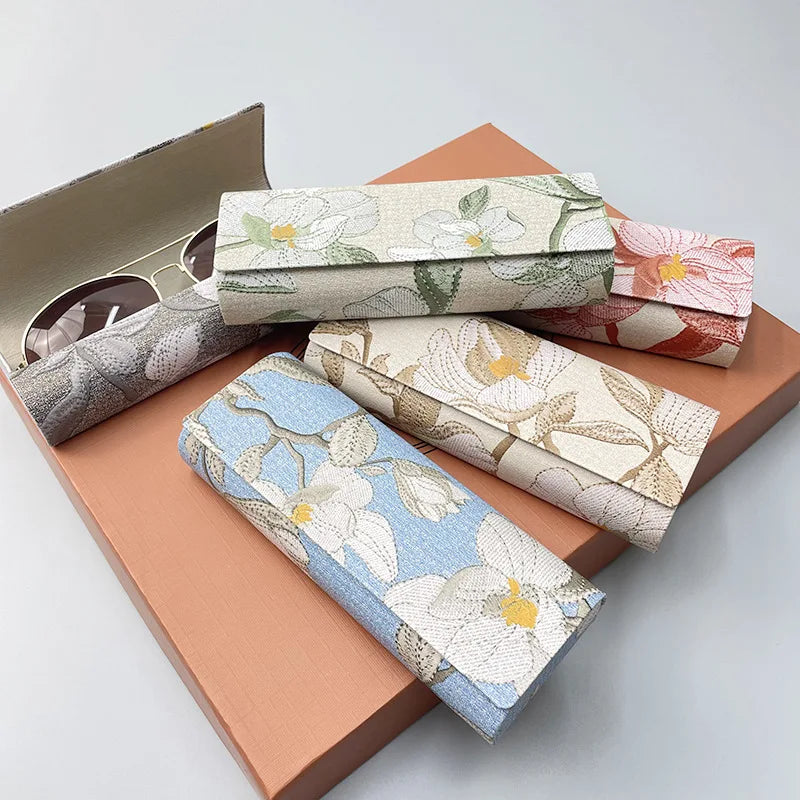 Chinese Style Flower Print Eyewear Case with Magnetic Suction Women Myopia Sunglasses Storage Box Retro Fashion Glasses Case