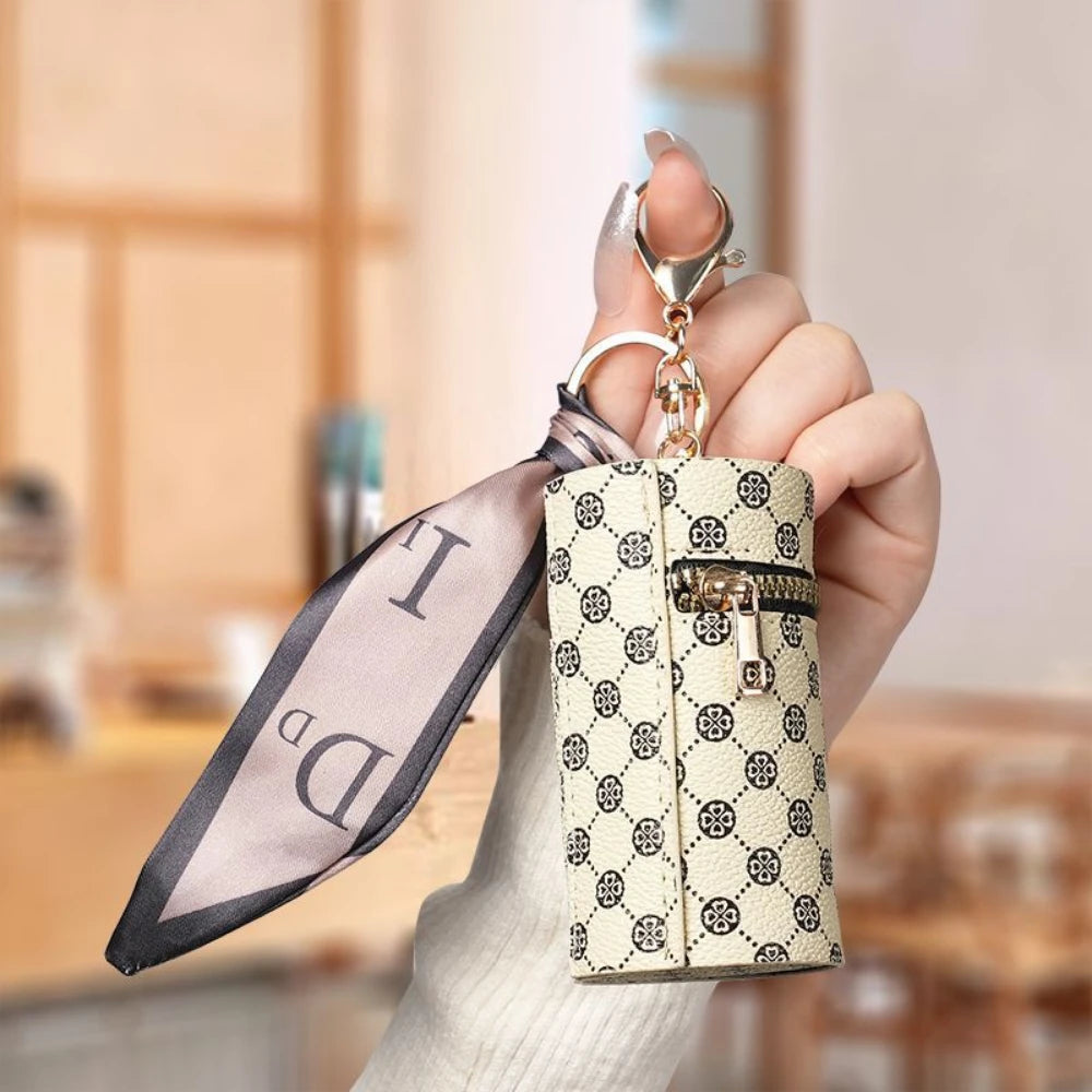 High-end luxury coin purse pendants, earphone cases, lipstick mini keychain bags, retro bucket mouth red envelopes, and simple p