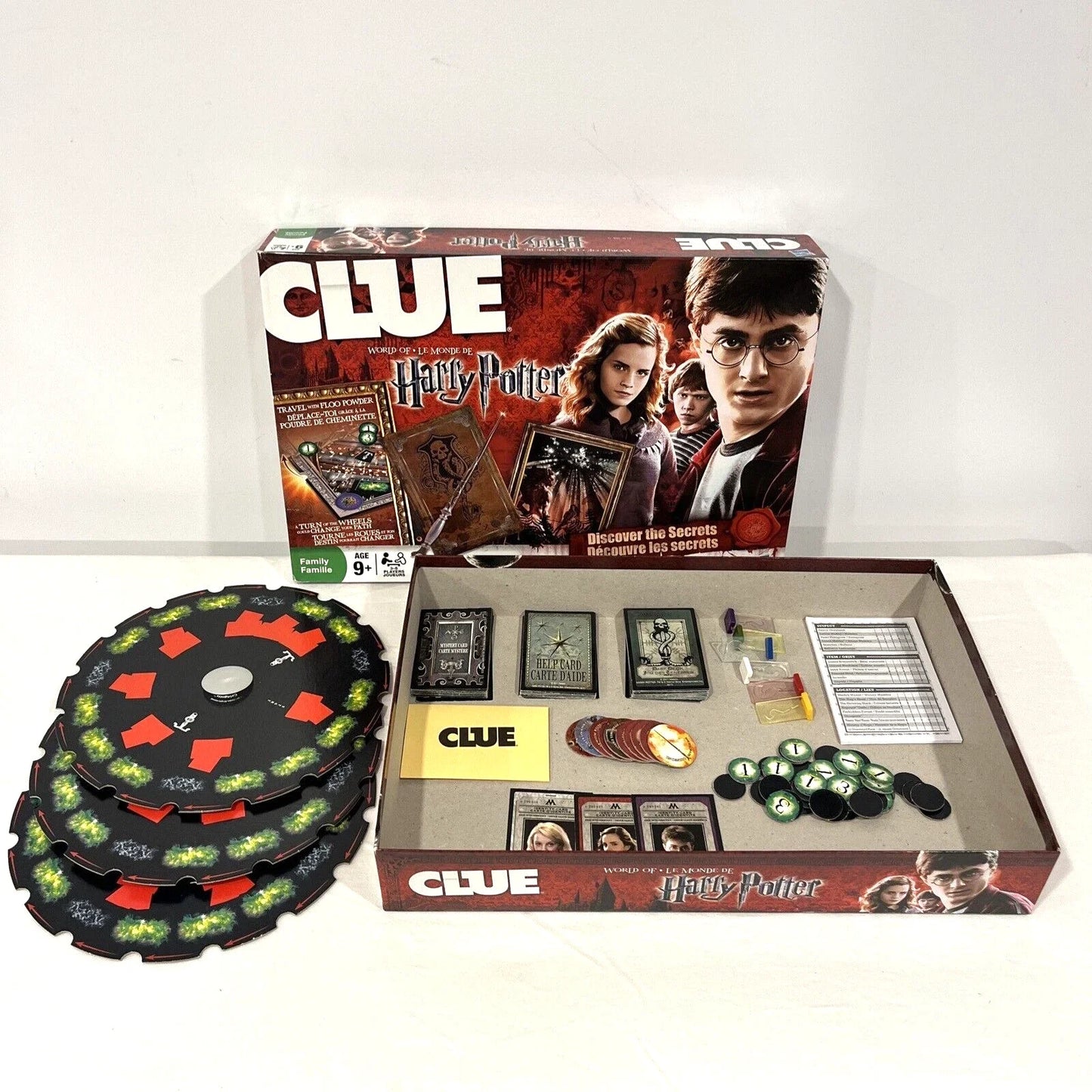 Cluedo x Harry Potter joint version of the mystery board game, suitable for group gatherings and entertainment.
