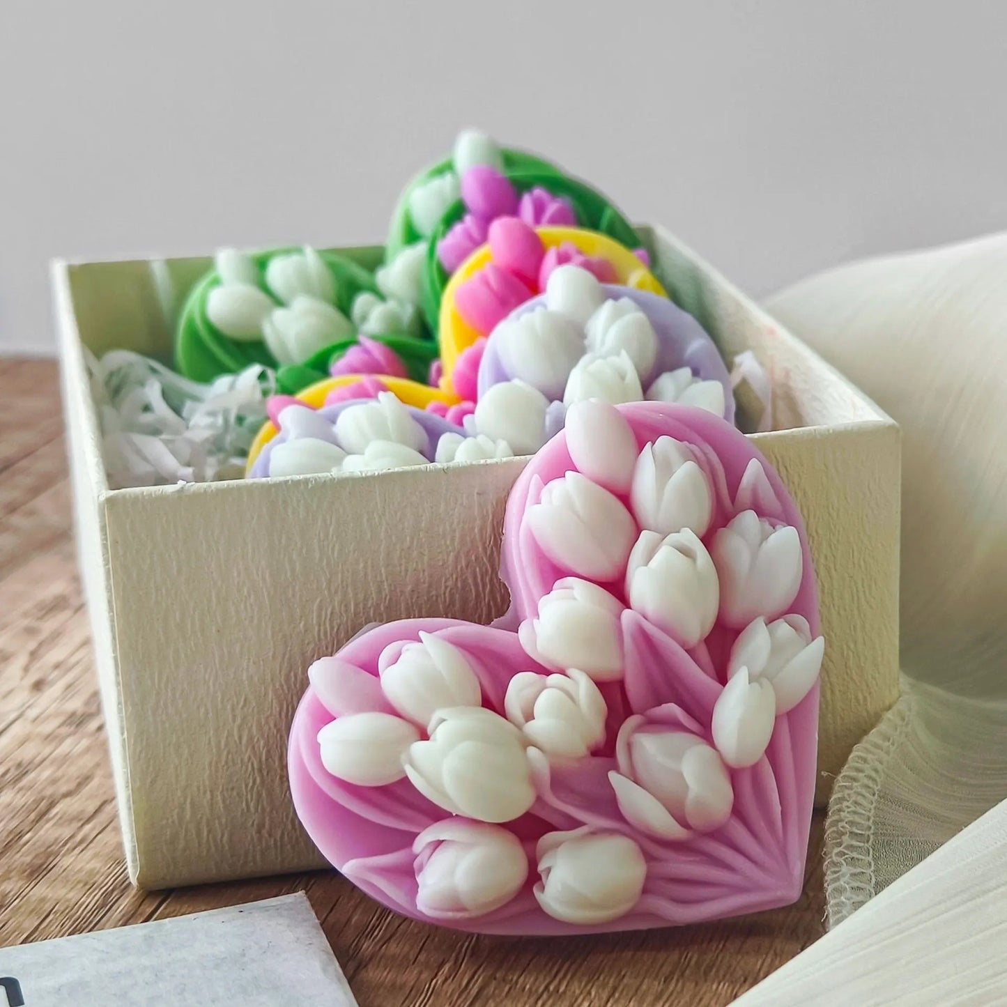 Aroma Candle Plaster Car Diffuser Stone Molds Handmade Candy Chocolate Making Mould DIY Tulip Love Flowers Silicone Mold