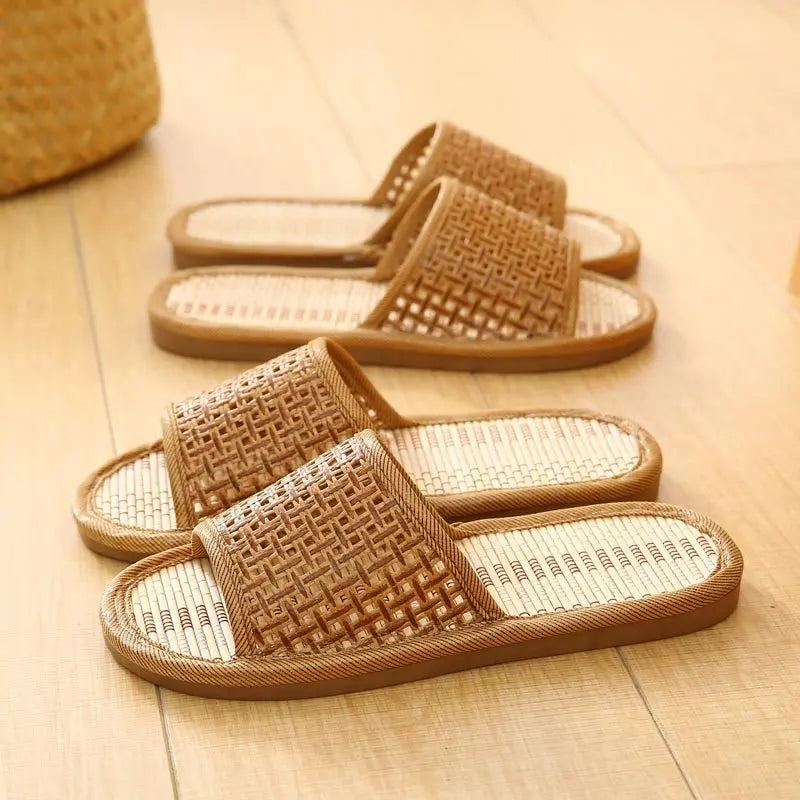 Bamboo & Rattan Summer Slippers for Women/Men - Breathable Couple Sandals, Soft Sole Anti-Slip Indoor Slides for Home/Beach