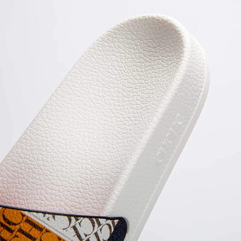 Fashionable Classic Simplicity Women's New 2024 Slippers PVC Material Letter Printing Outdoor Casual Flat Bottom Slippers