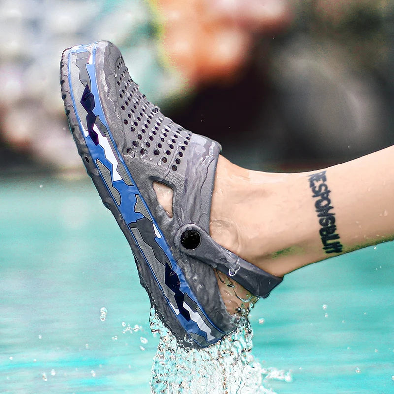 2023 Clogs Sandals Men Large Size Slip On Outdoor Beach Summer Shoes Medical Clogs Causal Breathable Male Sandals With Hole